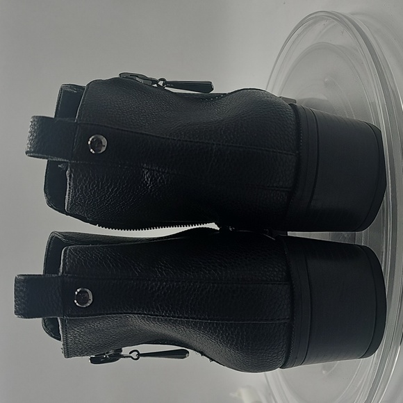 J Simply Vera Vera Wang Ankle Boots Faux Leather Black Zipper Sz 7.5M - Picture 4 of 11